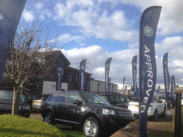 Auto Feather Flag and Pole - Image 4